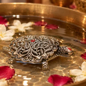 925 Sterling Silver Antique Turtle Showpiece