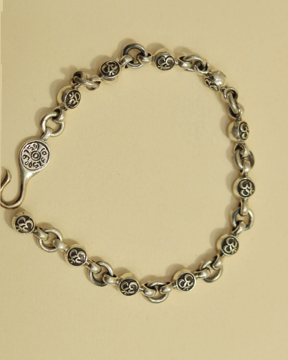 - Unisex 925 Silver Om Bracelet